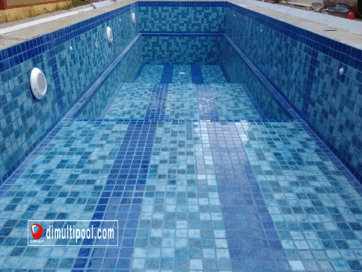 Pembuatan Kolam Renang