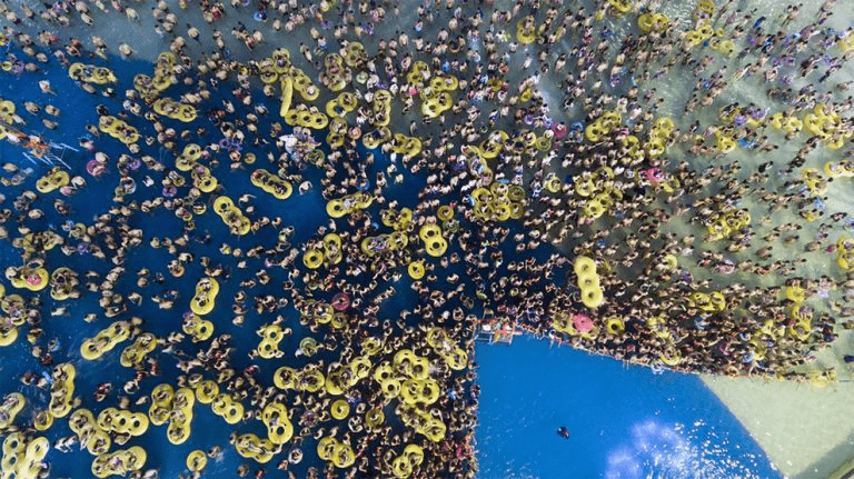 berapa besar aktivitas kolam renang anda