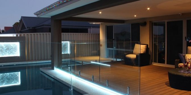 jenis decking kolam renang