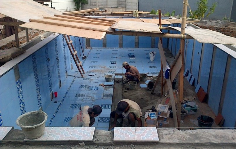 menghitung kebutuhan keramik