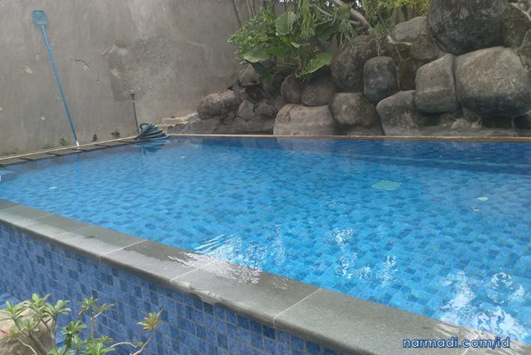 perbaikan sistem sirkulasi kolam renang