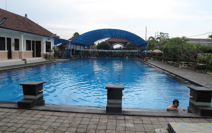 standar kolam renang
