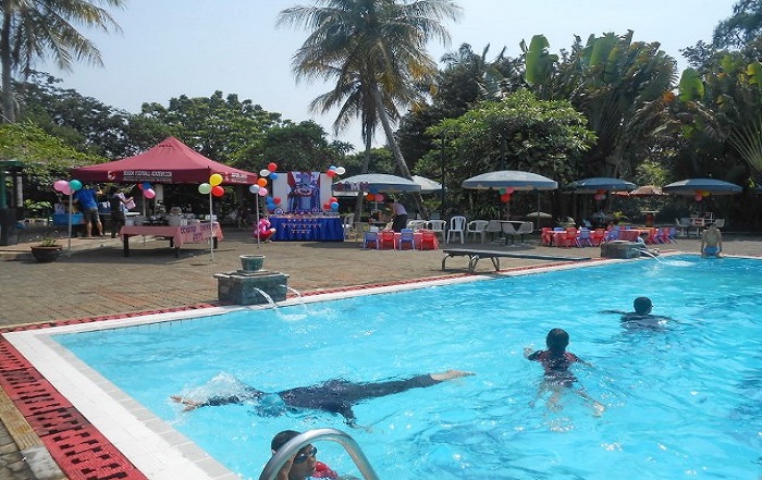 kolam renang di bogor-villaduta