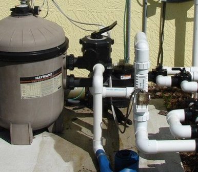 pompa kolam renang rusak