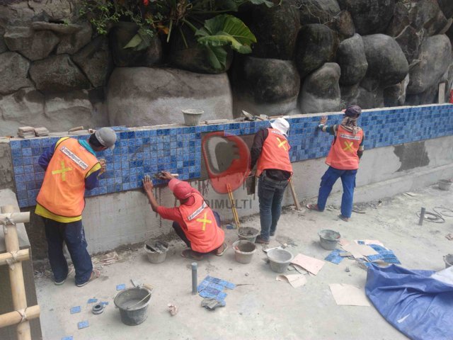 Finishing menggunakan mozaik