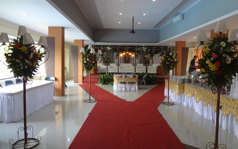 kolam renang zam zam tirta