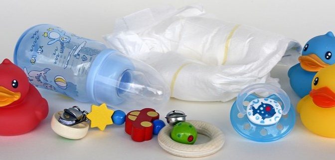 manfaat bayi berenang