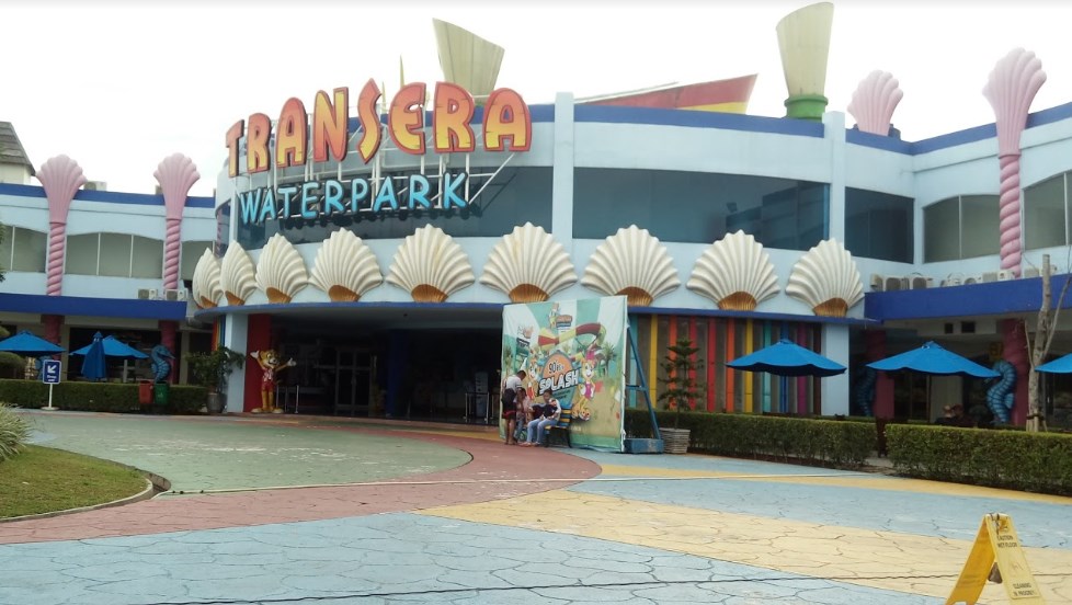 transera waterpark bekasi