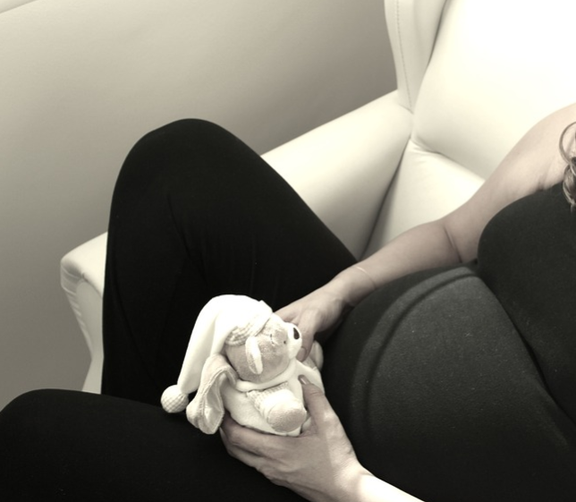 berenang saat hamil trisemester.png1.png