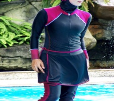 bolehkah berenang saat haid