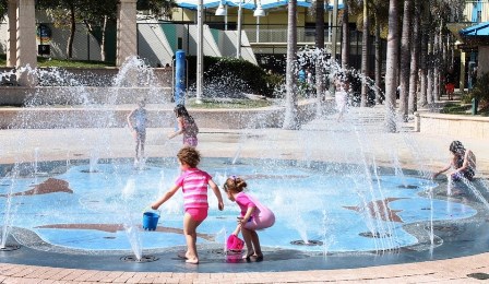 manfaat berenang anak