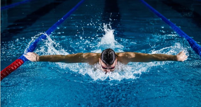 manfaat renang gaya kupu kupu