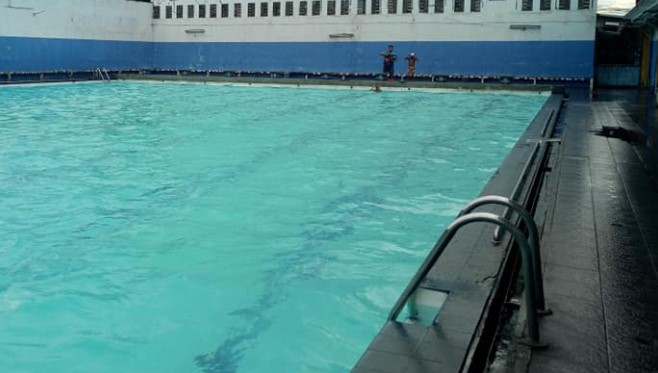 kolam renang depok sport center