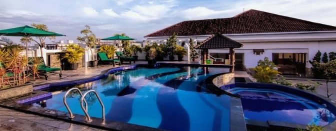 kolam renang di malang