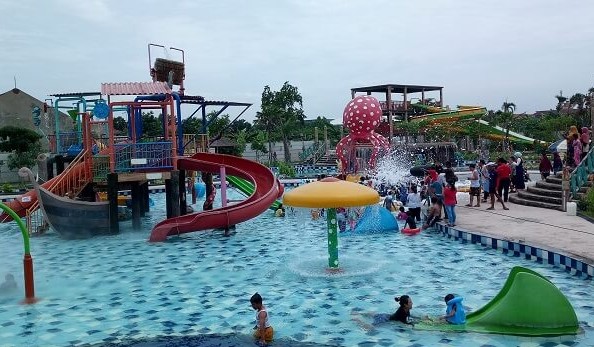 Waterpark di Sidoarjo