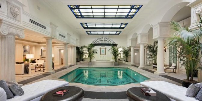 desain kolam renang indoor