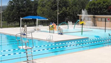 desain kolam renang umum