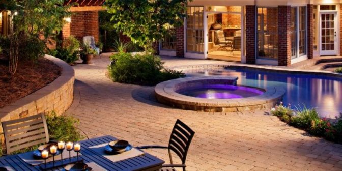 kolam renang dan taman