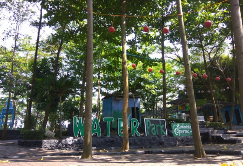 Waterpark Ciperna - Kolam renang di Cirebon