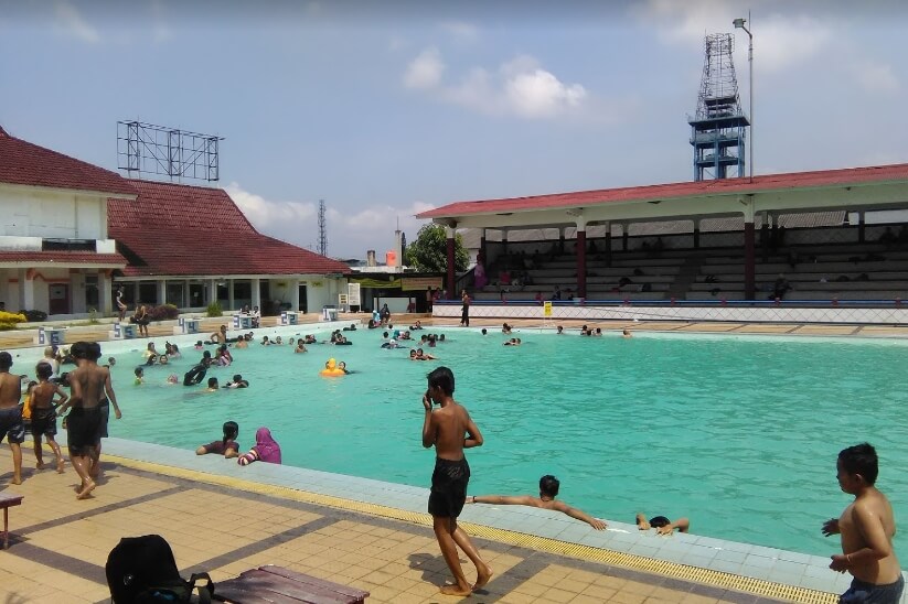 Kolam Renang Tirta Kembar Purwokerto