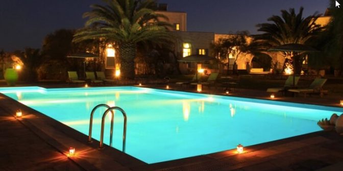 pencahayaan kolam renang