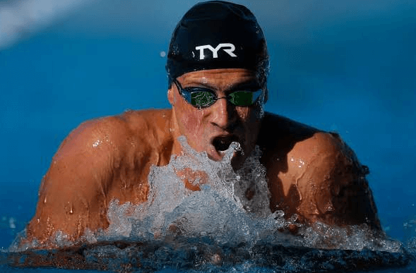 atlet renang tertampan