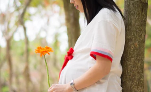 berenang saat hamil 9 bulan