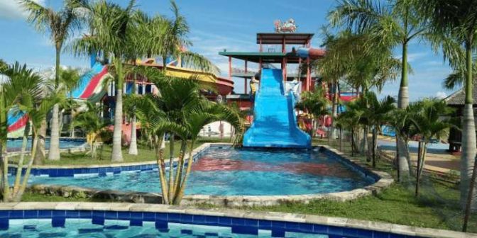 Kelana waterpark - kolam renang di palangkaraya