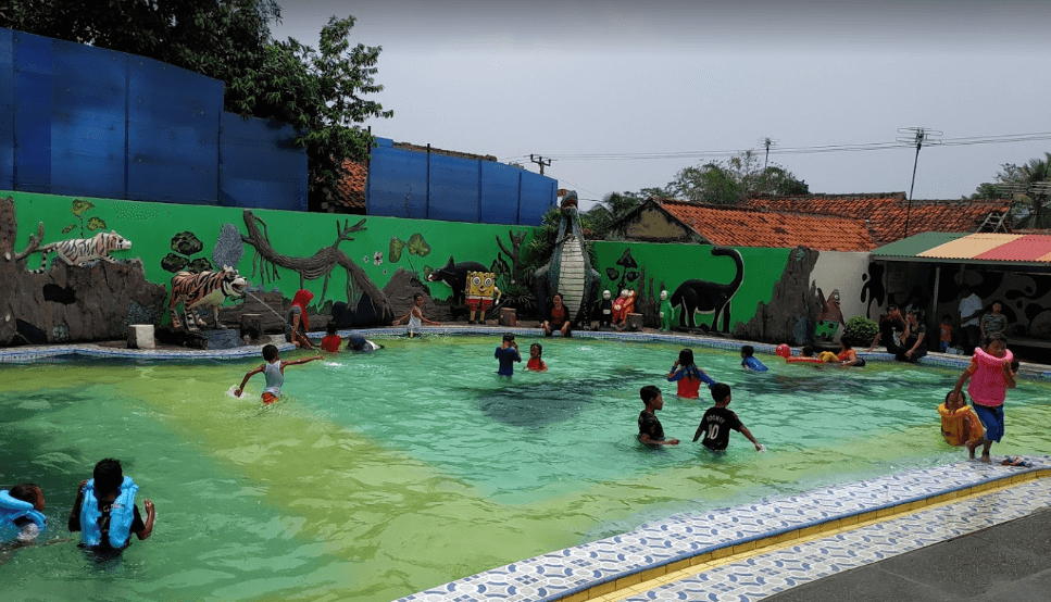 Kolam Renang Gor Bayu