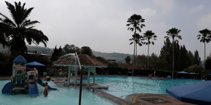 Kolam renang kota bunga / Kolam renang di Cianjur
