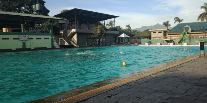 kolam renang di cimahi