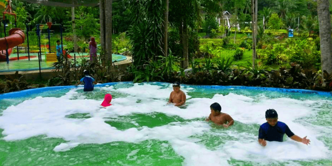 wisata air di samarinda-jungle water