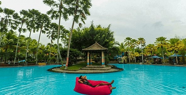 Kolam Renang di Banyuwangi