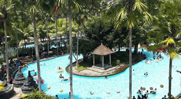 kolam renang di banyuwangi - Umbul Bening