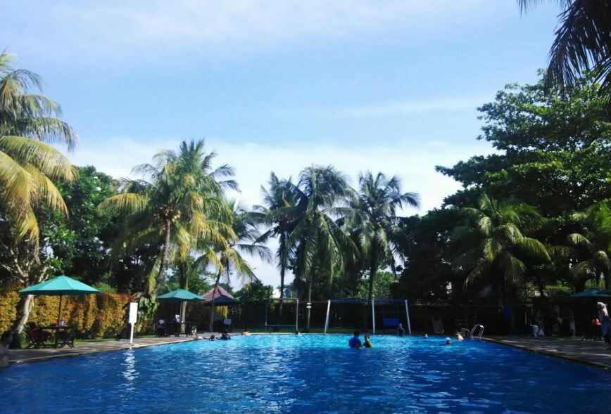 Club house / les renang di bintaro