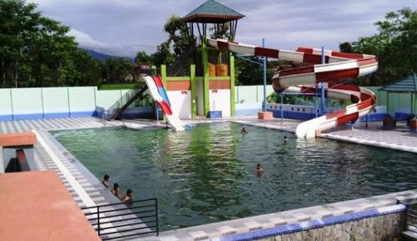 Kolam Renang di Madiun