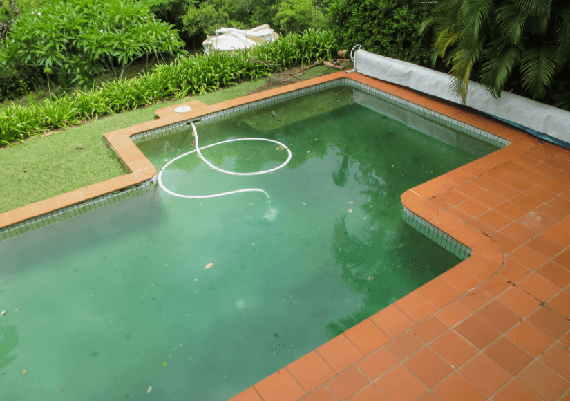 perawatan air kolam renang