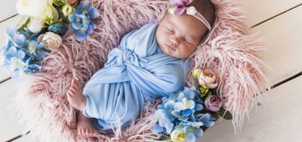 nama bayi perempuan islami 3 kata