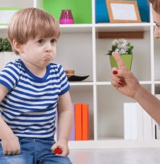 Penyebab Anak Suka Melawan Orang tua