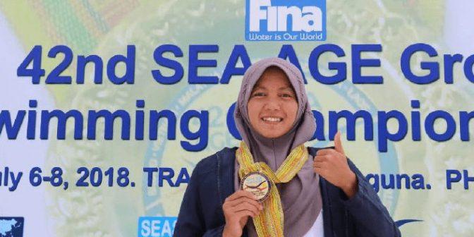 atlet renang muslimah.