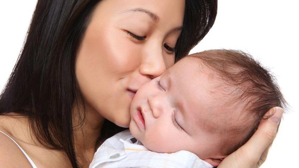 bayi sering bersin