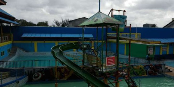 Kolam Renang Nirwana Waterboom