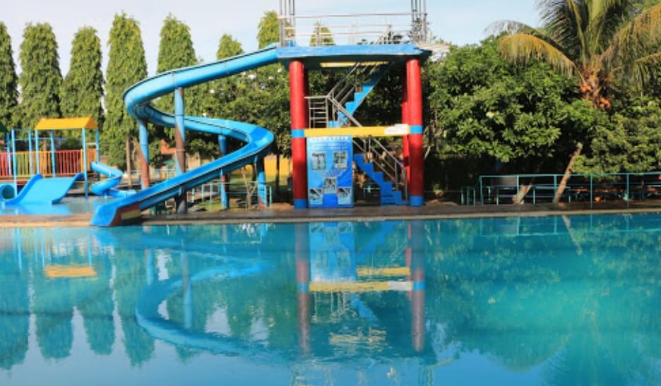 kolam renang di cibinong