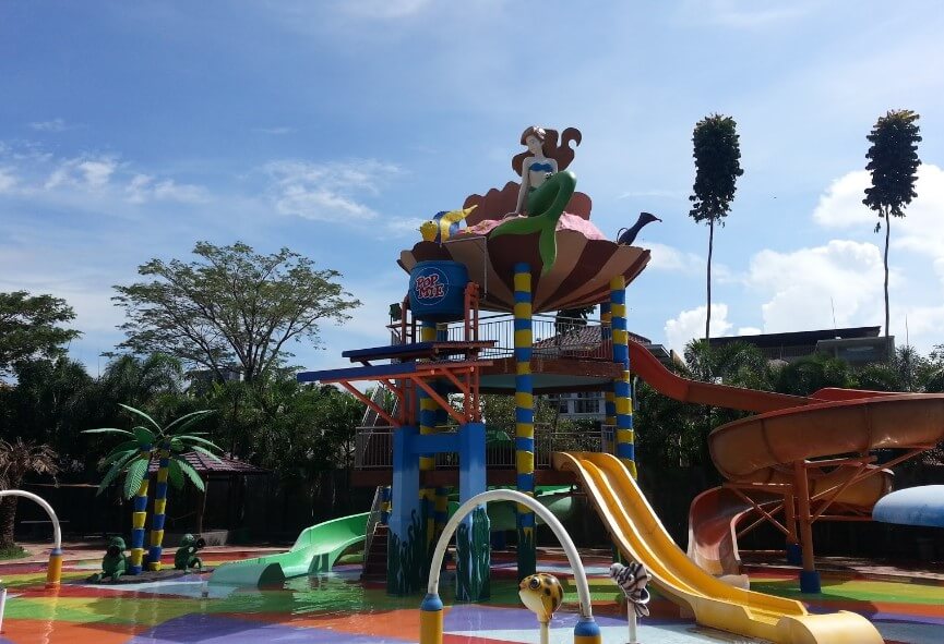 kolam renang di sidoarjo - Citra Garden Waterpark