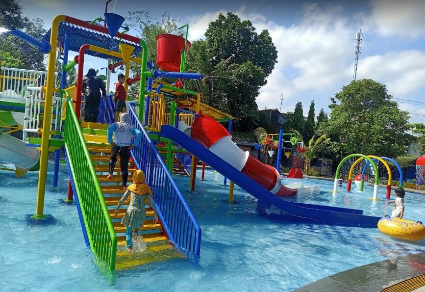 kolam renang galaxy jogja