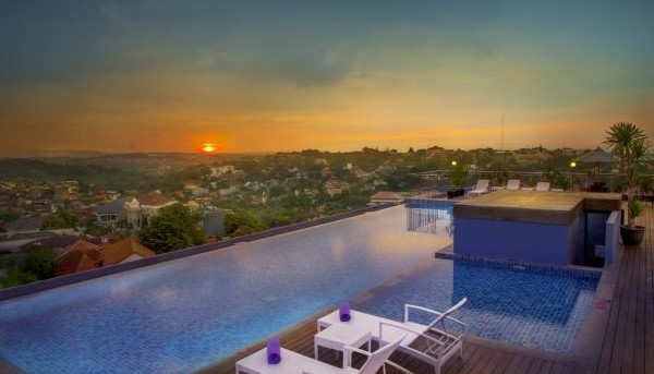 kolam renang di semarang