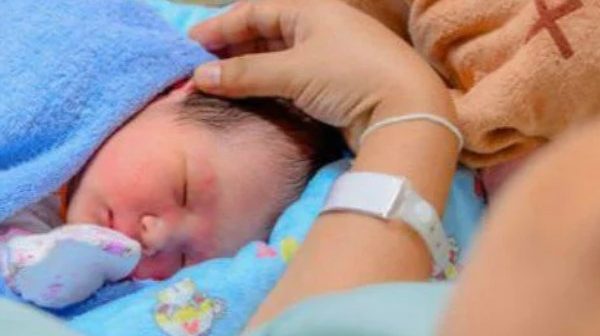 mimpi melahirkan bayi perempuan