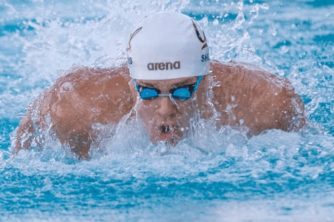 topi renang yang bagus