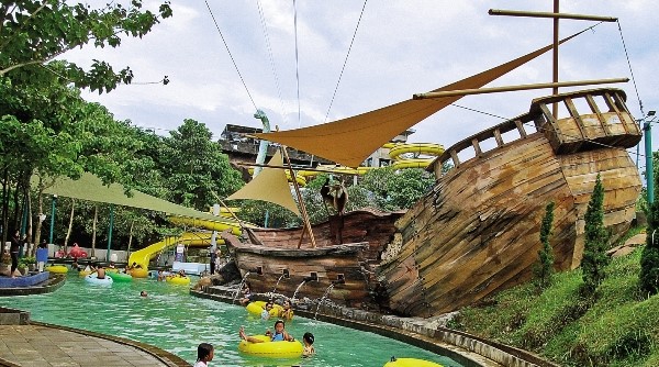 waterpark waterblaster semarang