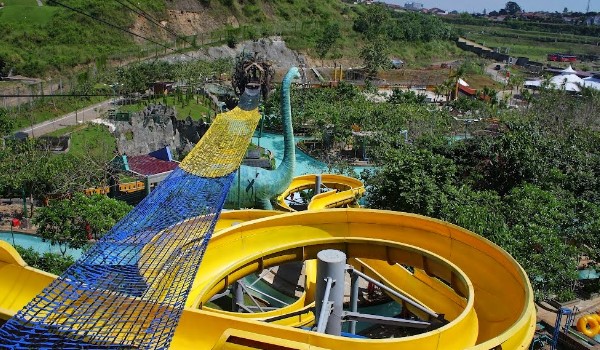 waterpark waterblaster semarang